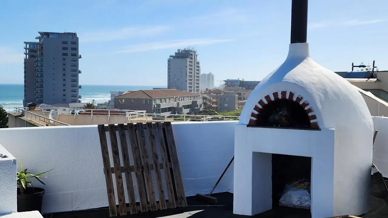 The Penthouse, Pub Lounge And Porch On The Palace, Bloubergstrand ケープタウン 南アフリカ